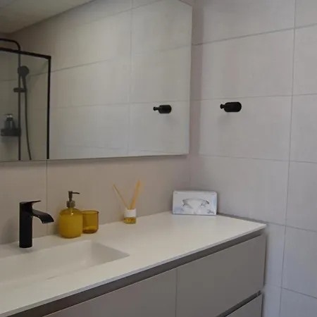 Apartamento Casa Vega, A Un Minuto De La Playa, Parking Included *