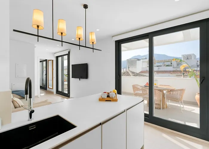 Casa Vega, A Un Minuto De La Playa, Parking Included Апартаменти Естепона