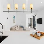 Casa Vega, A Un Minuto De La Playa, Parking Included Estepona
